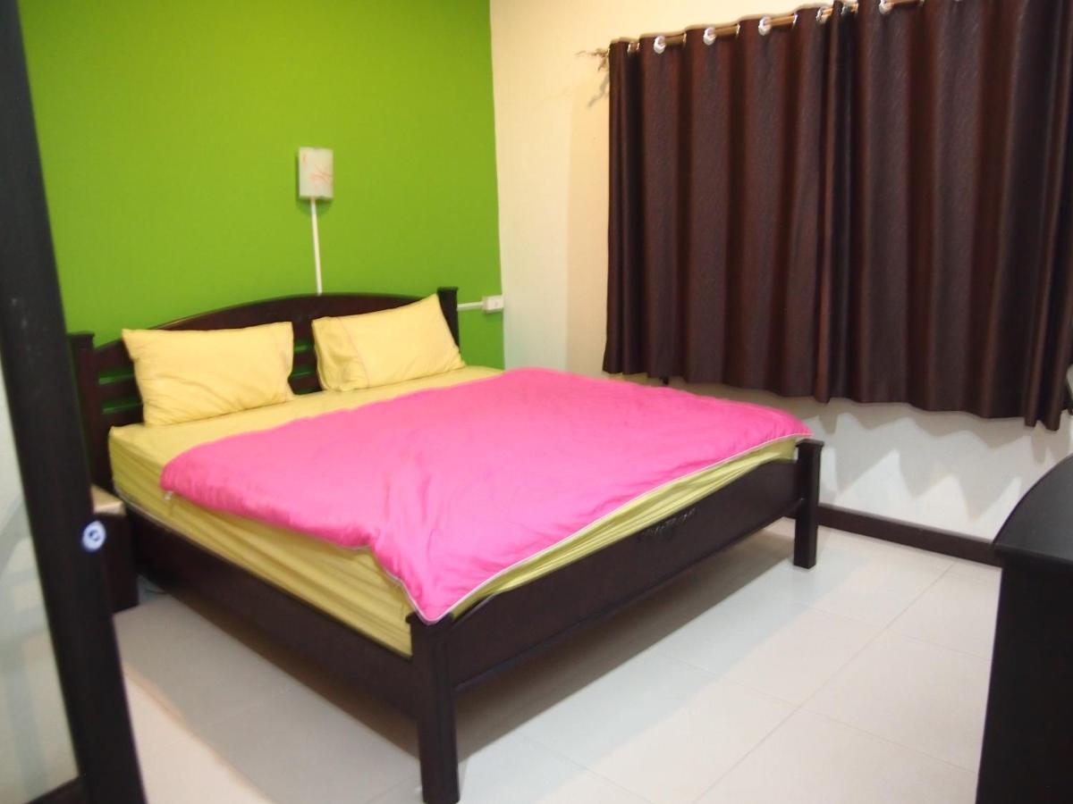 Sincere Hostel Bar And Bistro Ko Lanta Dış mekan fotoğraf